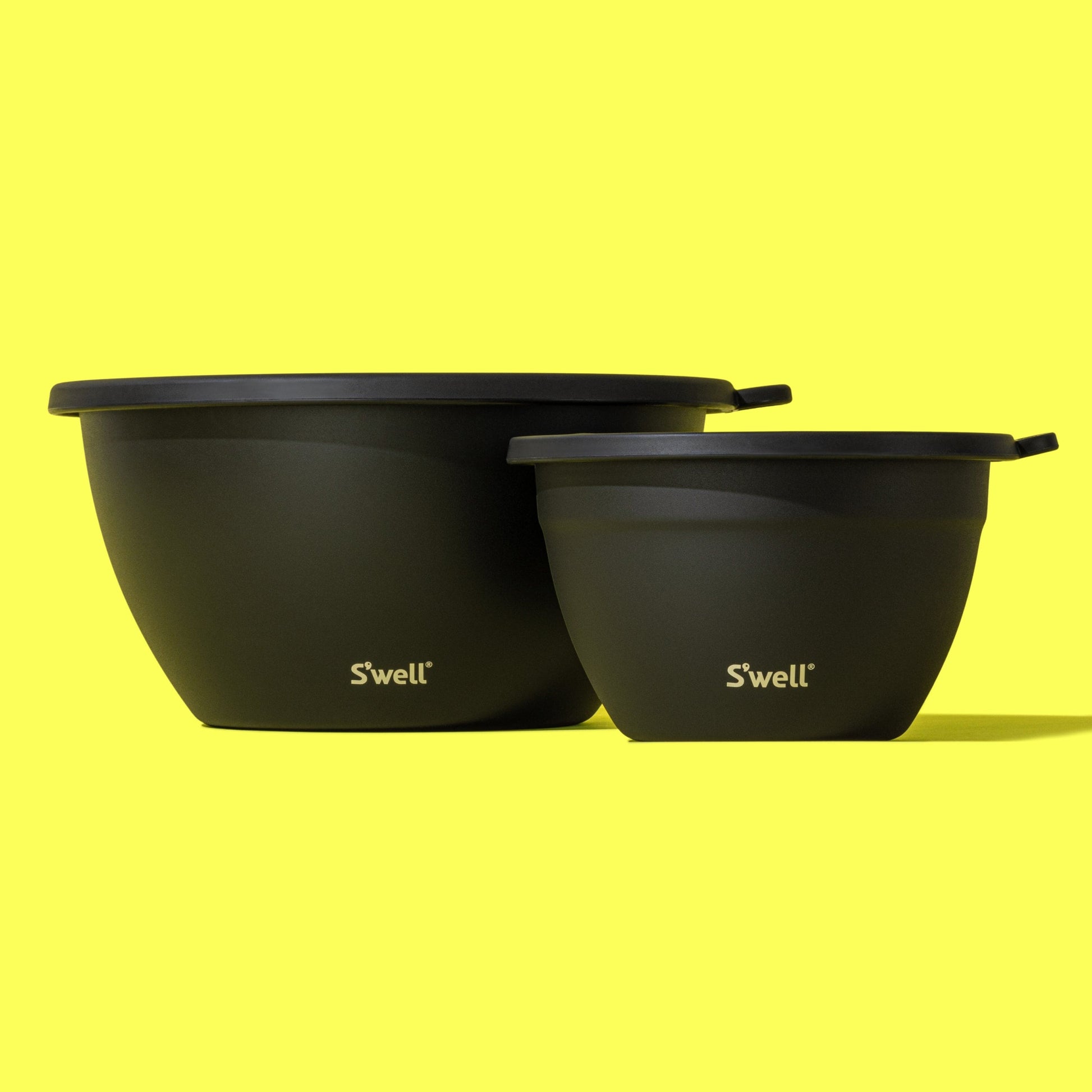 salad-bowl-kit-xl-184oz-r3 Swell-Onyx-Salad-Bowl-XL-Lifestyle.jpg
